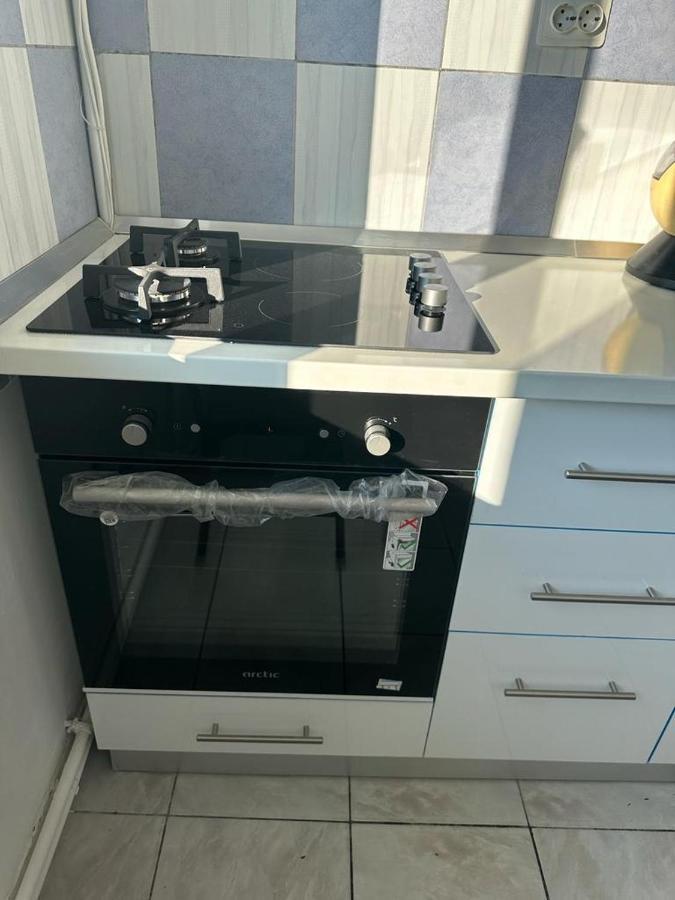 Velovan Apartment Craiova Kültér fotó